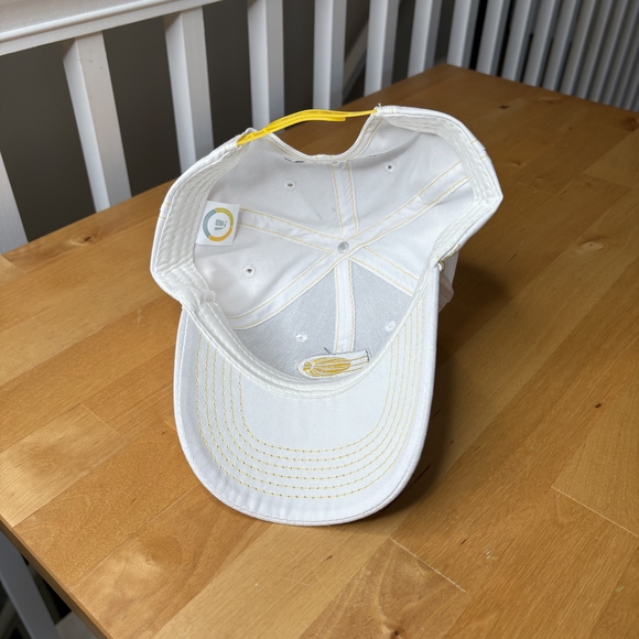 White Indianapolis Pacers Cap - Picture 3 of 6